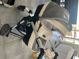Trio - passeggino navicella e ovetto con base Isofix