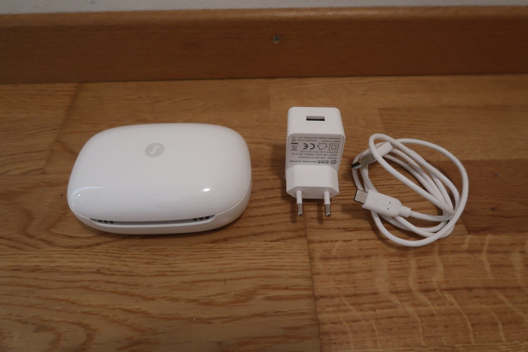 Accus & piles: Ladestation Hörgerät Insio Charge & Go AX – D'occasion à Erlenbach ZH par milliway_42 3