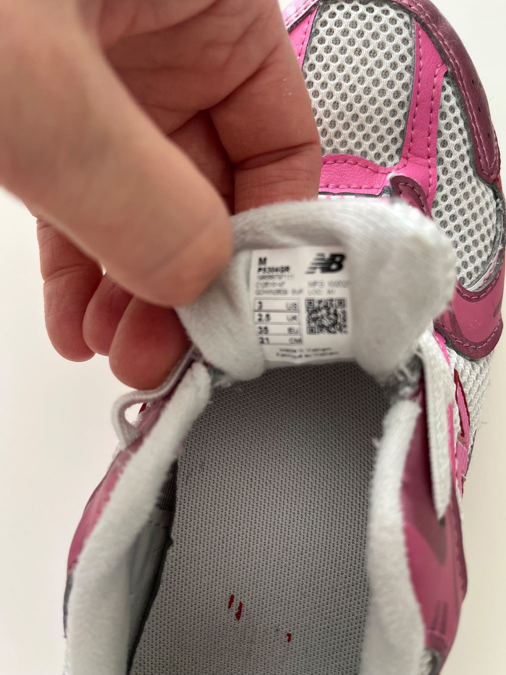 New Balance Scarpe per ragazze: New Balance Mädchen Gr.35 – Usato da Genève venduto da zuz_rd69 2