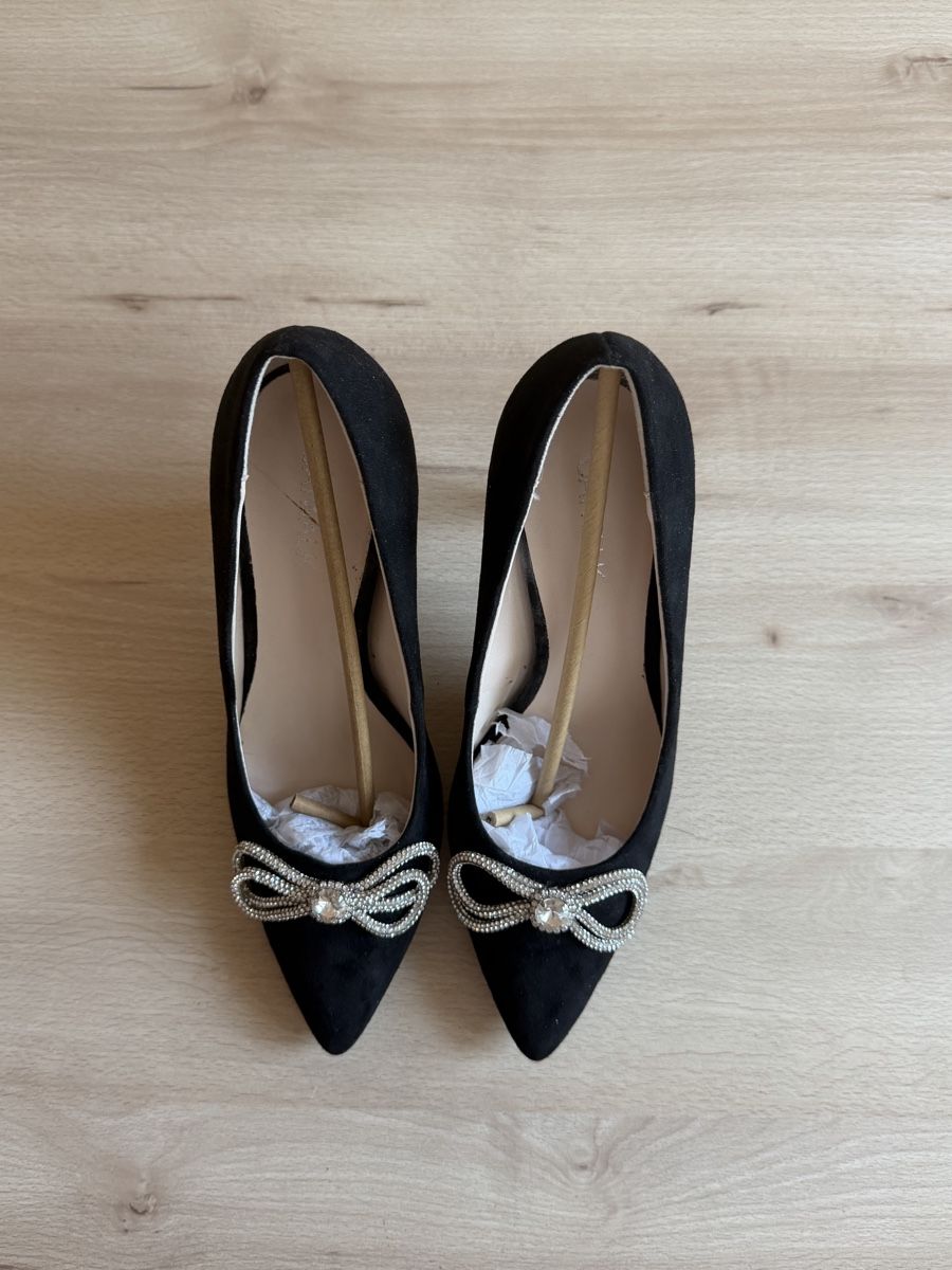 Chaussures femmes: Black high heels size 38  – Neuf (Voir description) à Puplinge par yav_9r9f 2