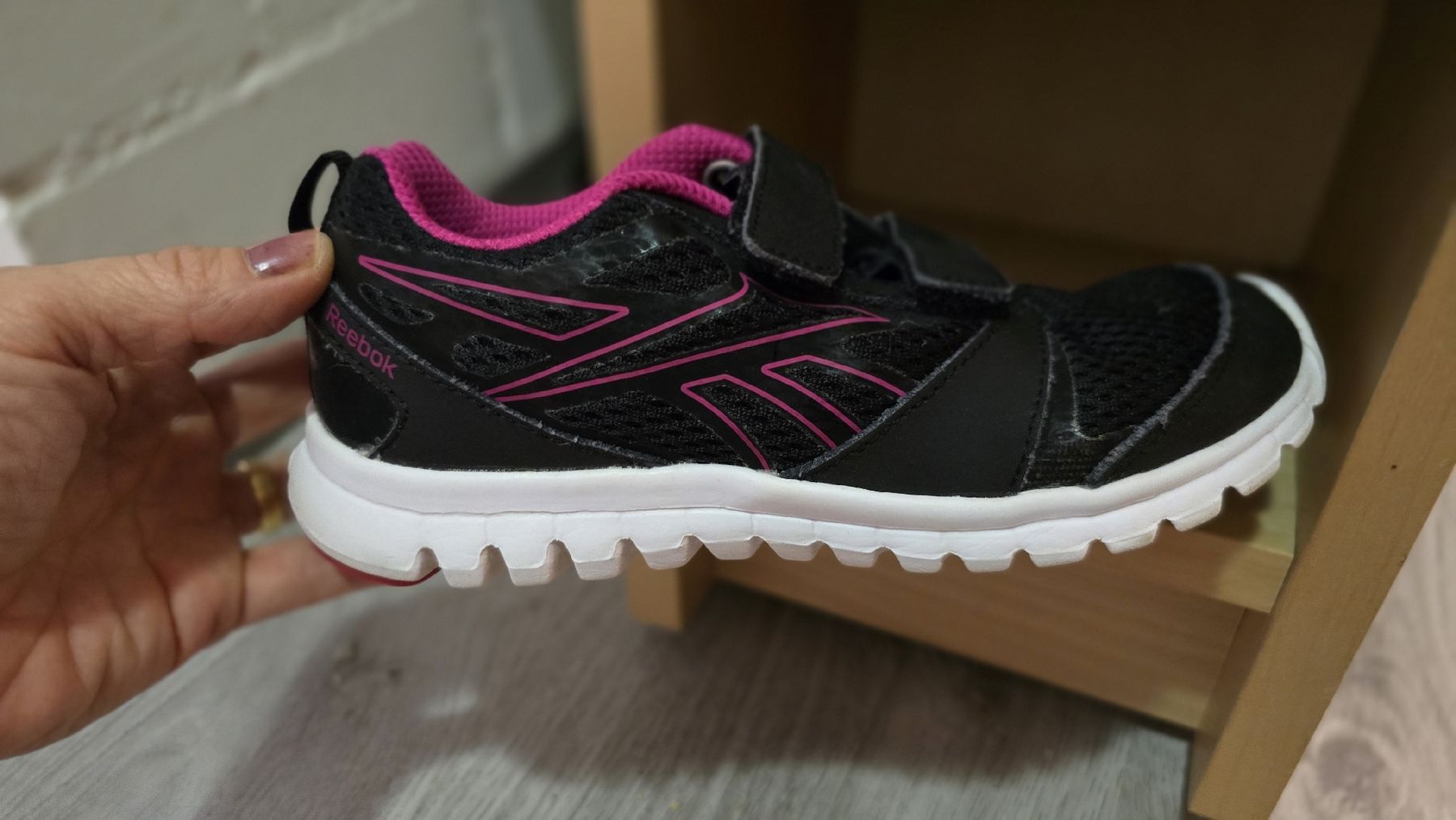 Reebok Schuhe für Mädchen: Sneakers Reebok gr. 32 – Gebraucht aus Wängi von tamaso11 2