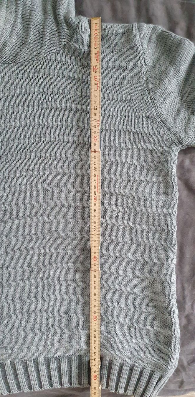 Maglioni & Felpe: Pullover Grau Gr. L - wenig getragen – Usato da Möriken AG venduto da Katze110 4