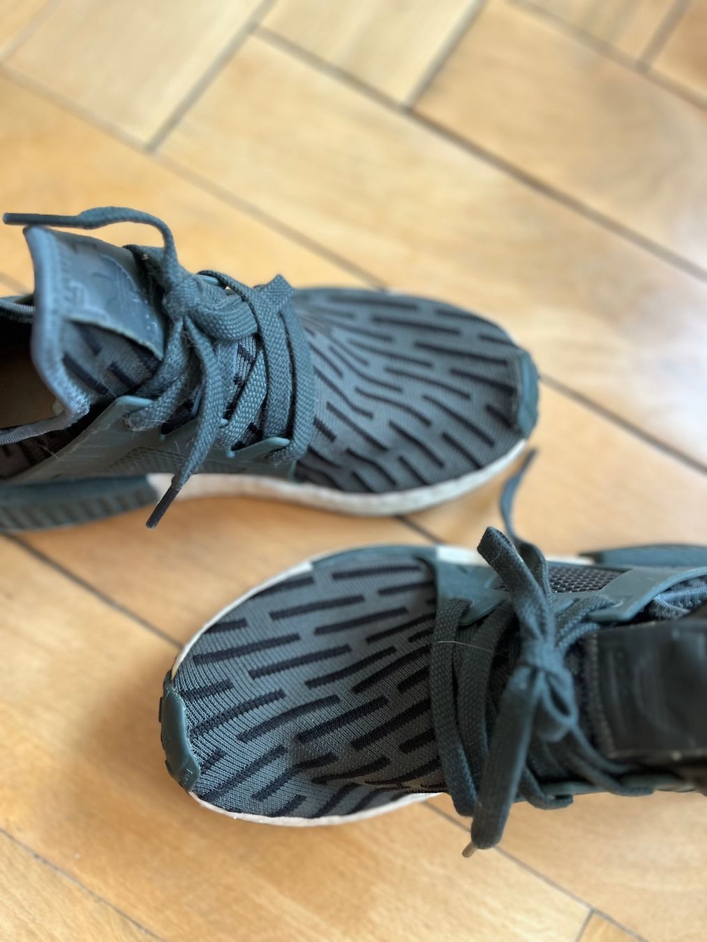 Adidas Damenschuhe: Adidas 36 1/2 – Gebraucht aus Zürich von Hackl
