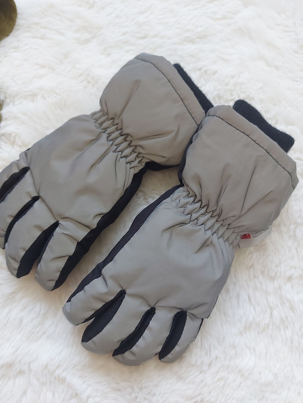 H&M Lotti & Set di vestiti: Mütze und Handschuhe  – Nuovo (secondo la descrizione) da Brig venduto da Mak_s2v9 1