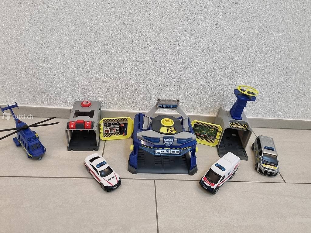 Giocattoli: Polizeistation und Autos – Usato da Niederwil SG venduto da Excentia