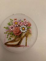 Schmuckbox rund mit Strass-Steinchen