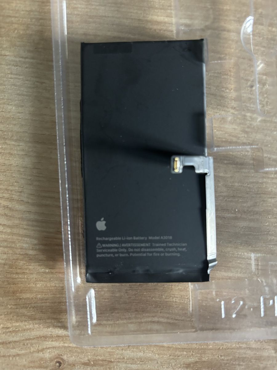 Apple Batterie: Apple iPhone 15 Battery 89% Capacity – Usato da Belfaux venduto da vik_c6z2