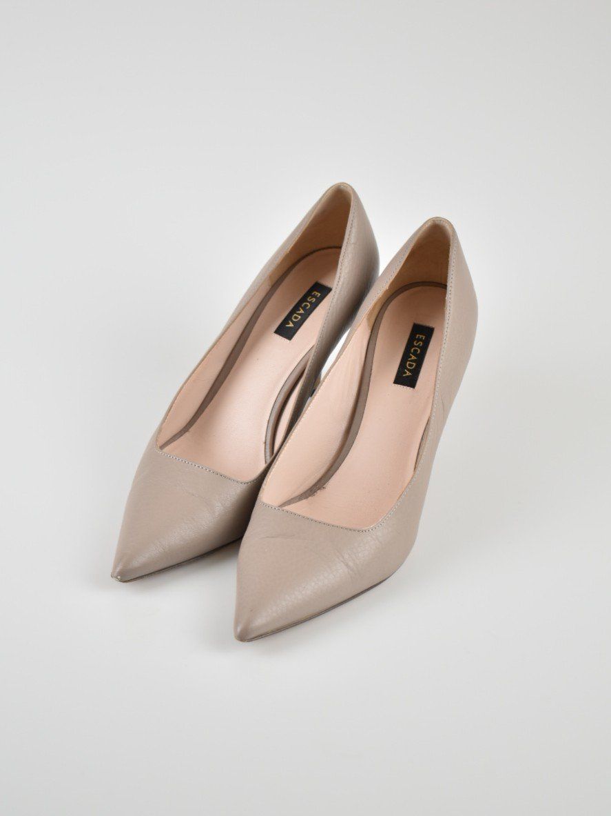 Escada Scarpe da donna: Escada Pumps, taupe, Gr.38 – Usato da Nürensdorf venduto da 2ND_STORY