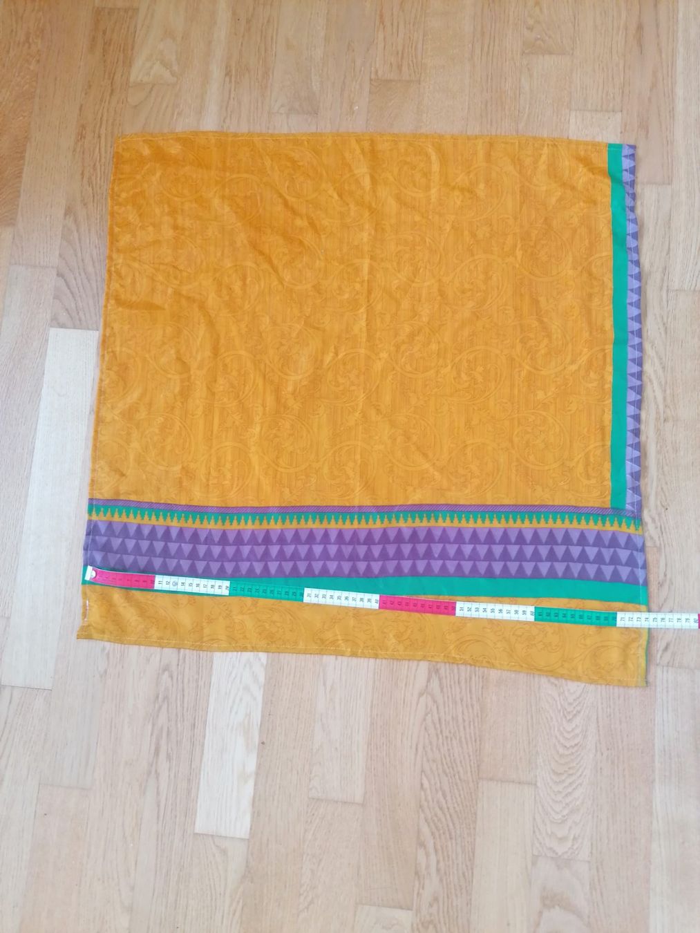 Foulard & Sciarpe: Seidiges Tuch 72x72cm – Nuovo (secondo la descrizione) da Bronschhofen venduto da Hanne2 1