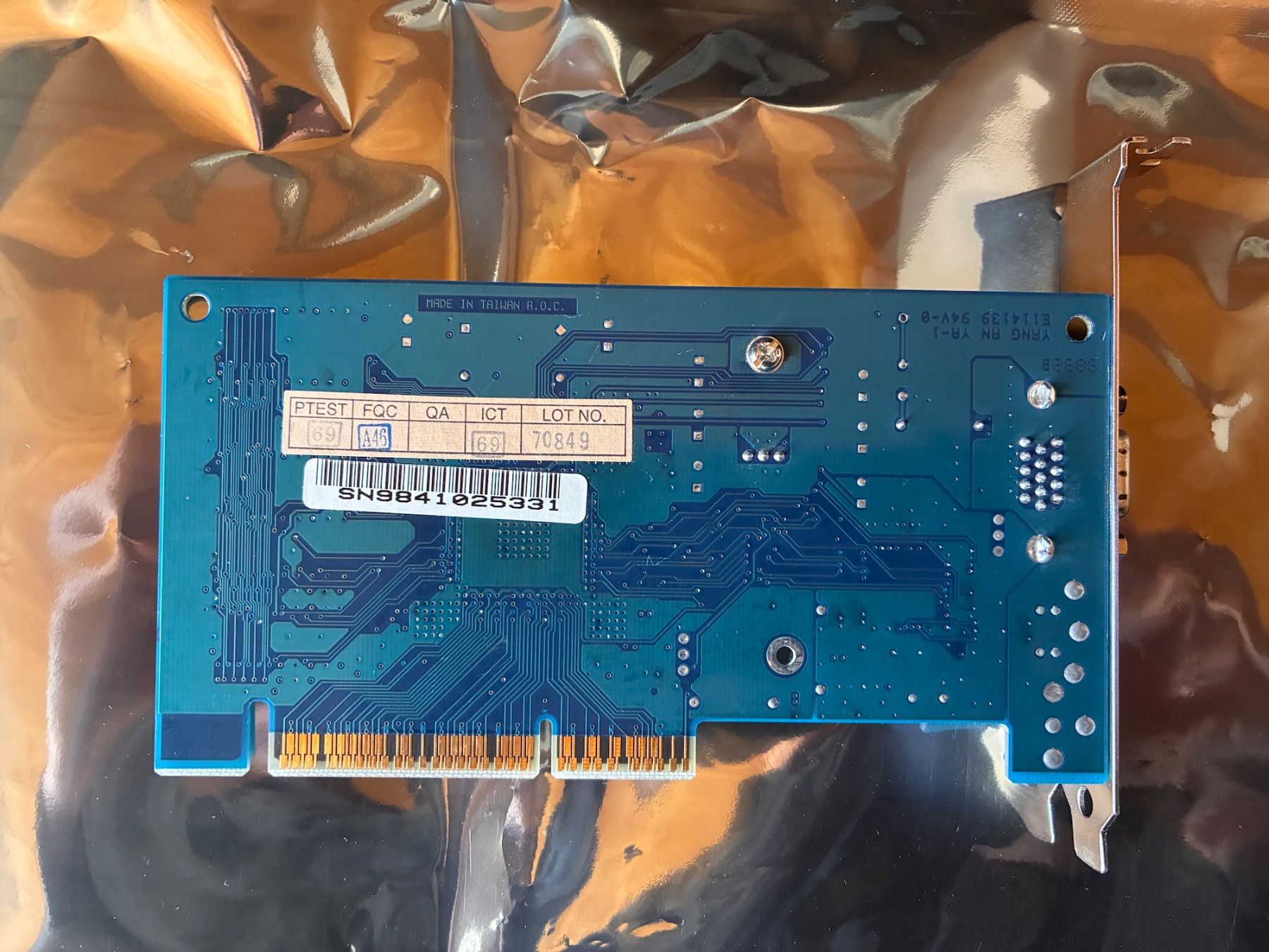 Schede grafiche: Intel i740 AGP card - Gigabyte GA-612 – Usato da Vétroz venduto da Minutemanqvs 1