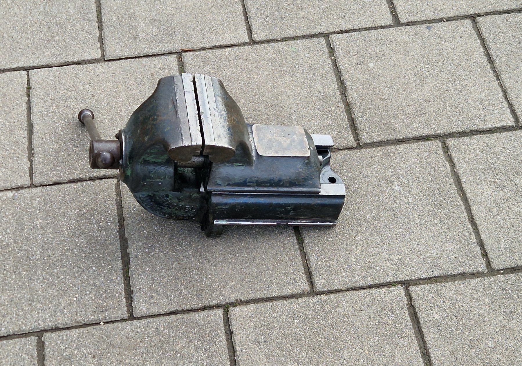 Gressel Tutti gli attrezzi: Schraubstock Gressel  125mm PS125 – Usato da Gampelen venduto da Schmidi887 1