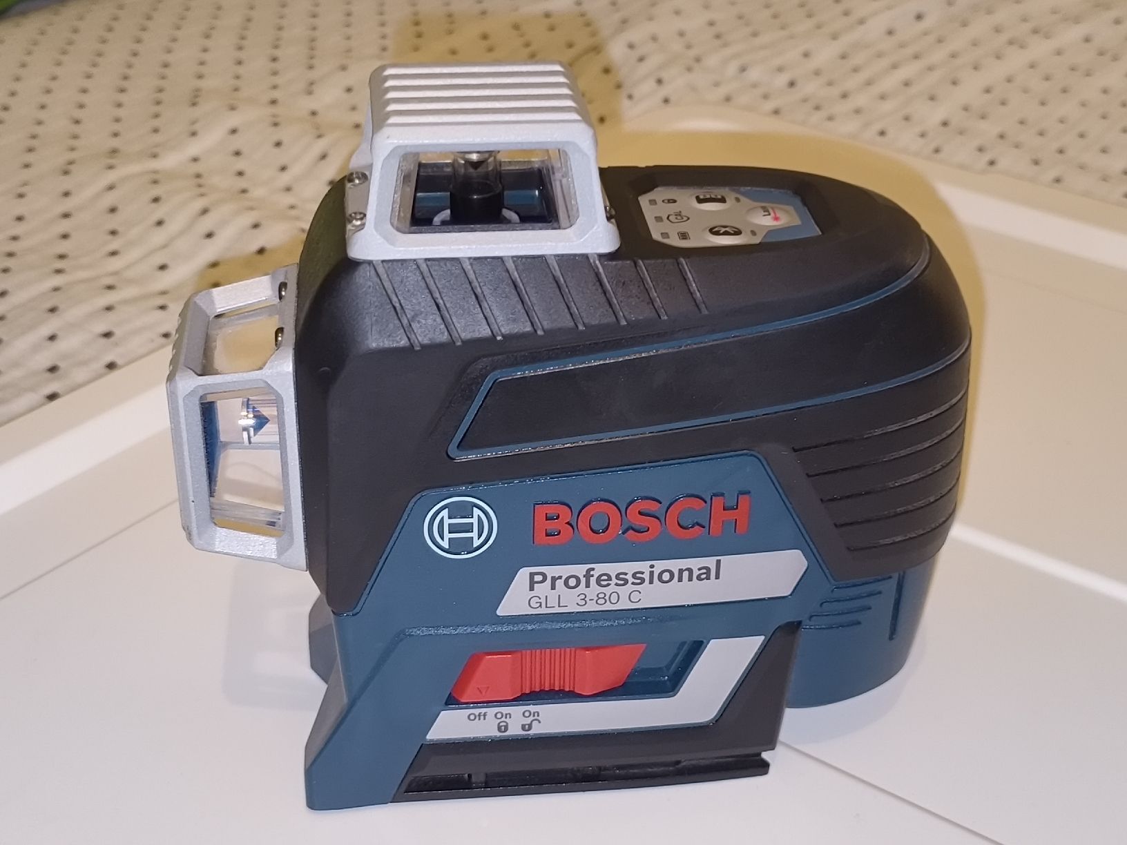 Bosch Misurare: Linienlaser Bosch GLL 3-80C – Usato da Olten venduto da Gurkensalat123