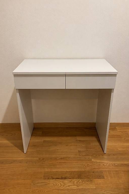 Tavoli da trucco: Coiffeuse / Petit bureau blanc avec tiroirs – Usato da Genève venduto da zaj_g5bz 1
