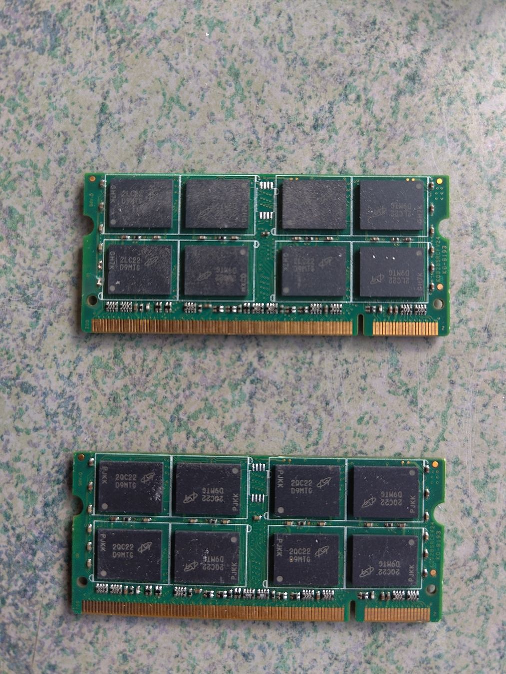 Memoria / RAM: 4GB DDR2 SO-DIMM Ram 2Stück – Usato da Raron venduto da hochheiliger 1