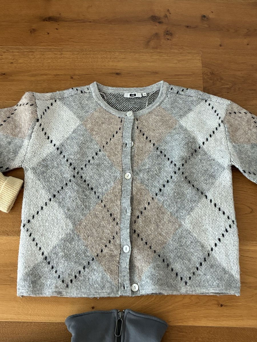 Kleiderpakete: 4 Pullover und Strickjacken Damen – Gebraucht aus Wangen SZ von el_paso08 2