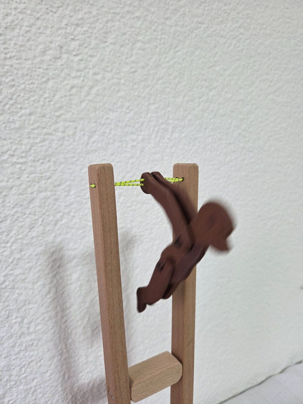 Giocattoli: Holzspielzeug "Turnaffe" Handgemacht – Nuovo (secondo la descrizione) da Beinwil am See venduto da ele_jxj9 8