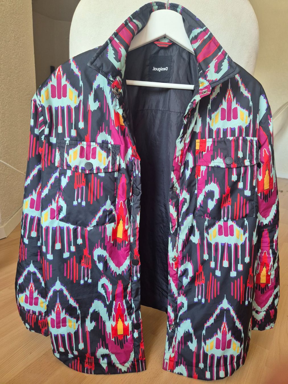 Desigual Giacche: Desigual trendige Jacke – Nuovo (secondo la descrizione) da Zunzgen venduto da Kofi7