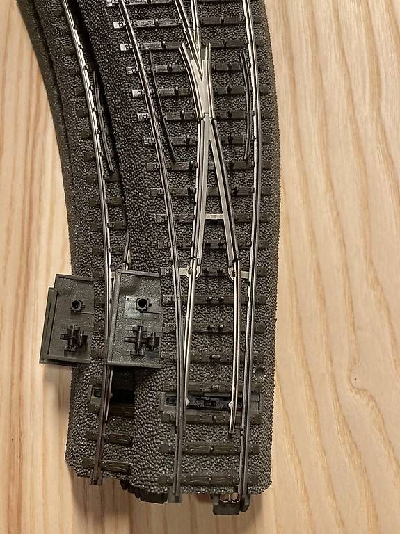 Märklin Modelleisenbahnen: Märklin Bogenweichen 3x Li / 3x Re – Gebraucht aus Kirchberg BE von Multimeter_93 1