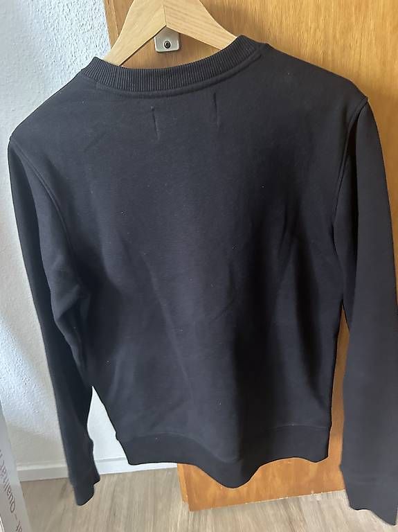 Pullover & Sweatshirts: Calvin Klein Jeans Pullover  – Gebraucht aus Zürich von saf_fld6 1
