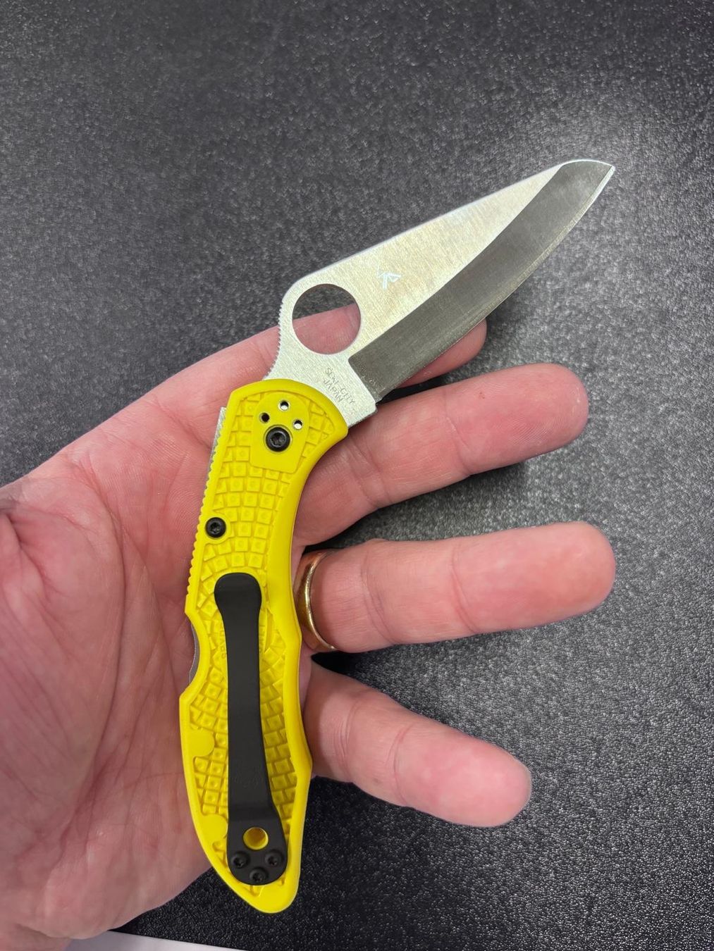 Spyderco Accessori: Spyderco Salt 2 Yellow – Nuovo e nell'imballaggio originale da Balsthal venduto da allmedba 4
