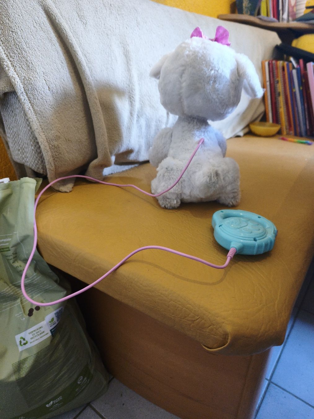 Giocattoli: elektrischer Hund Kinder Spielzeug – Usato da Gontenschwil venduto da Jeepli1970 2