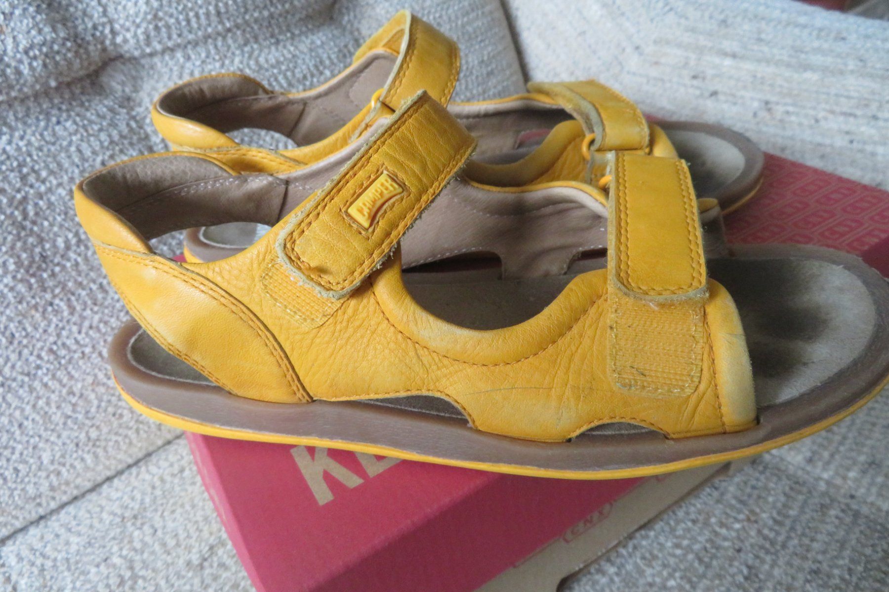 Camper Scarpe per ragazze: Camper BICHO - Riemensandalette Gr. 36 – Usato da Steckborn venduto da Bibendum02 1
