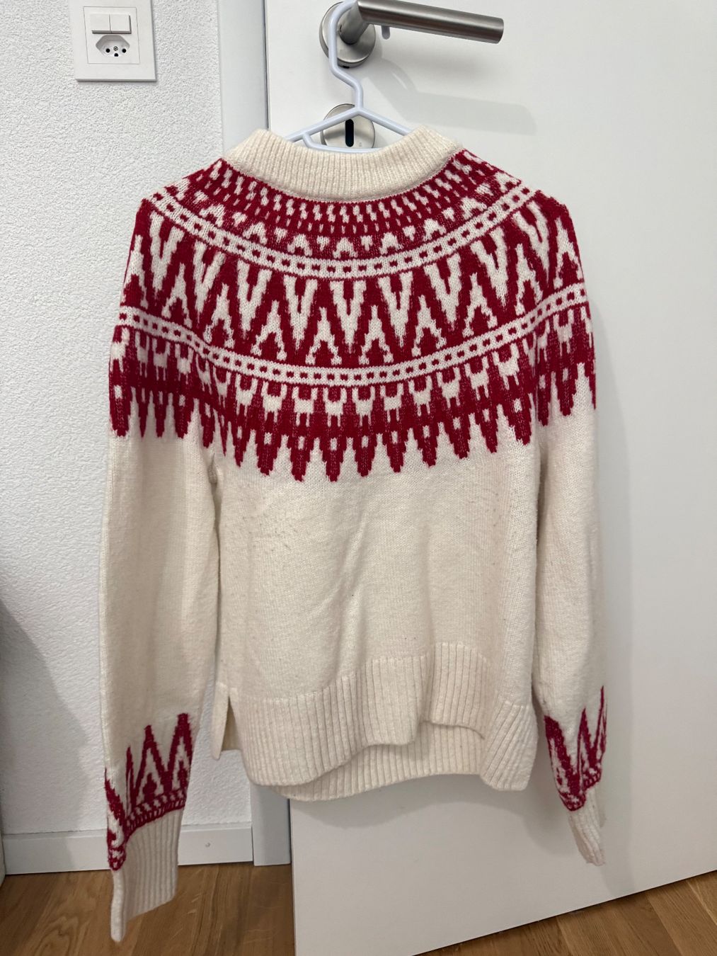 H&M Pulls & Sweat-shirts: H&M sweater – D'occasion à Chardonne par ana_rpr2