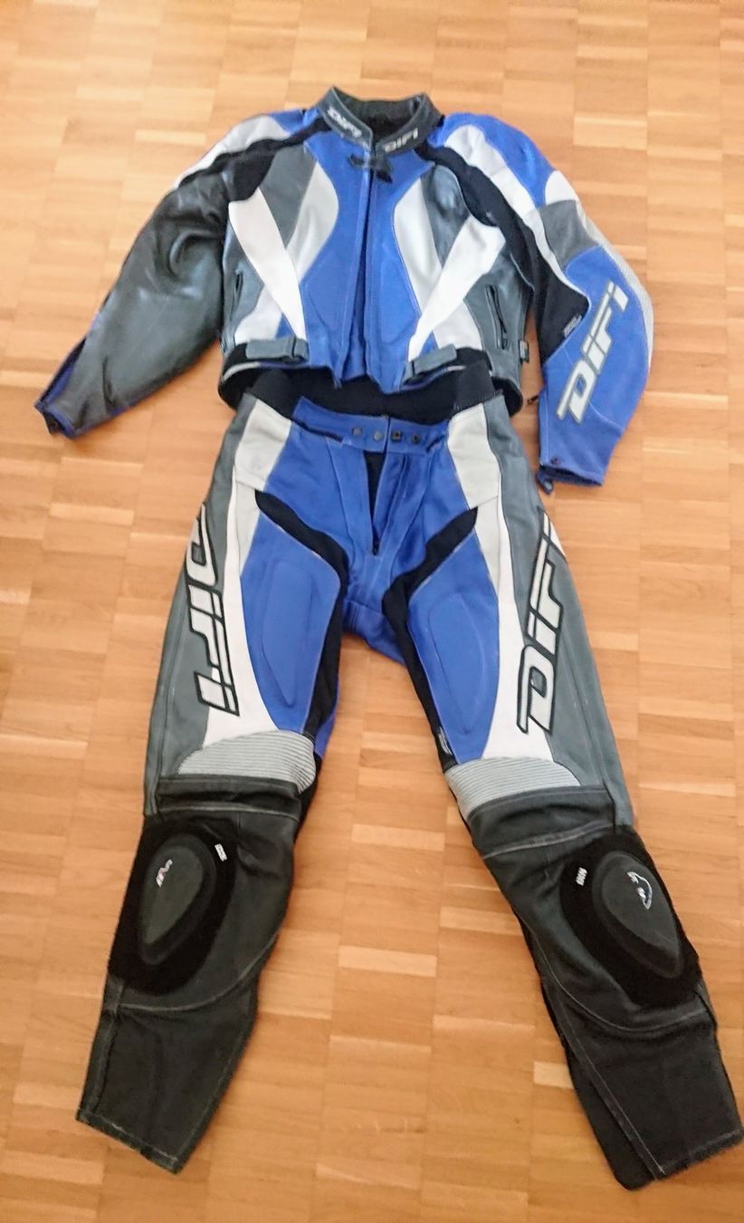 Anzüge & Kostüme: Motorradkombi Damen Gr. 36/38 Leder – Gebraucht aus Adliswil von AtinaNeuj 3