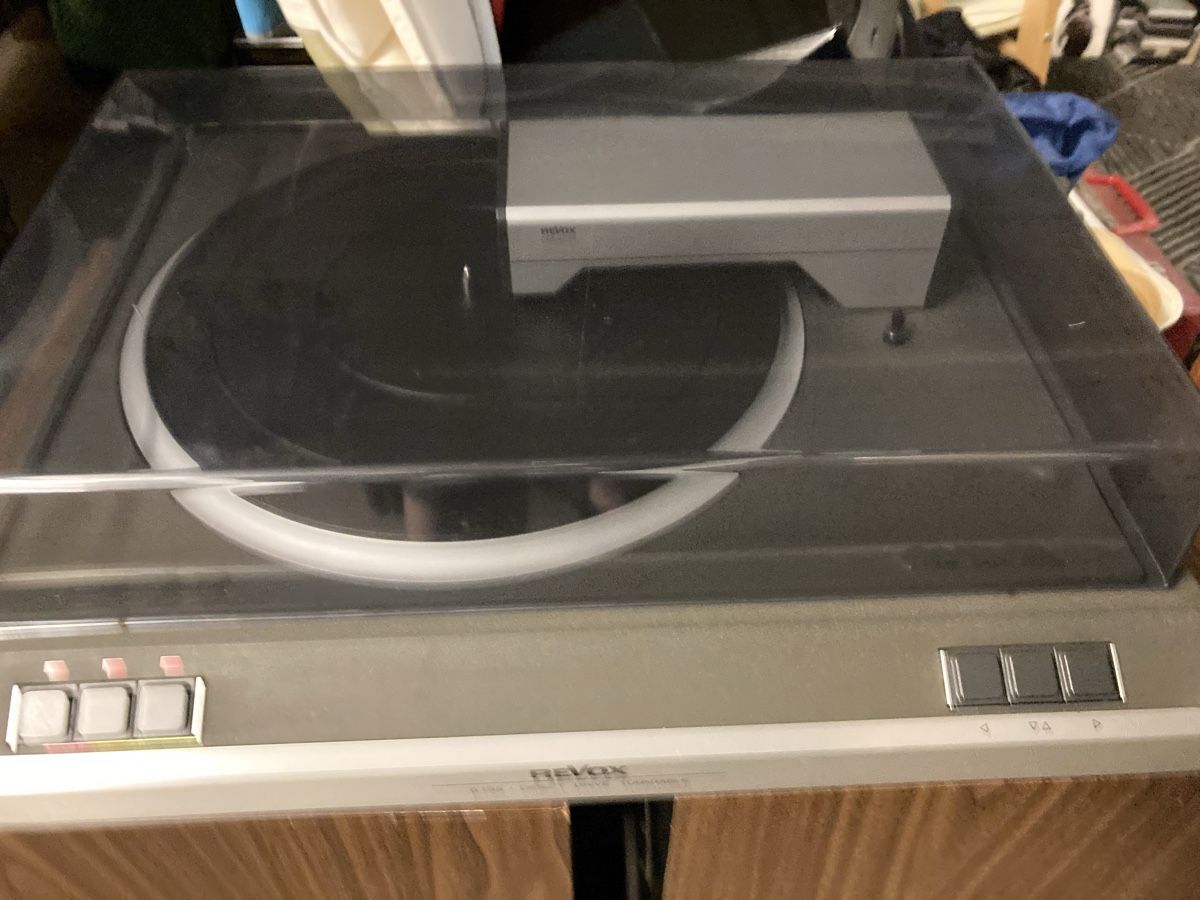 Revox Tourne-disques: Revox B795 Plattenspieler – Défectueux à Lenzburg par HanspeterT 2