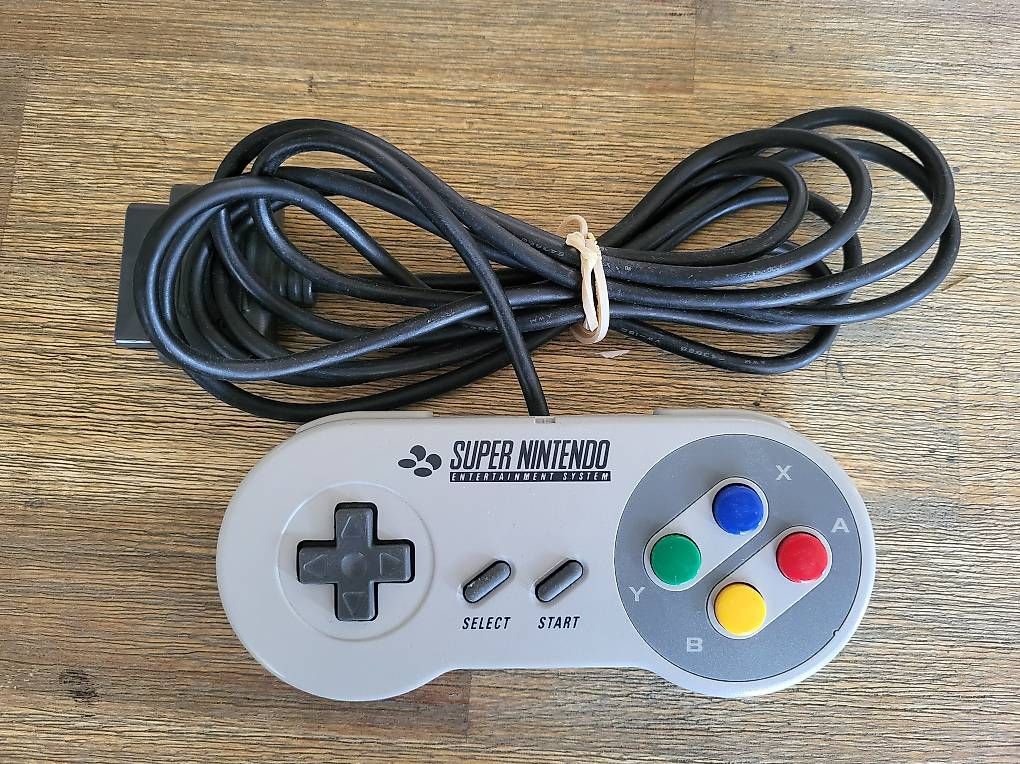 Nintendo Controller: Original Super Nintendo Controller / SNES – Gebraucht aus Ebertswil von