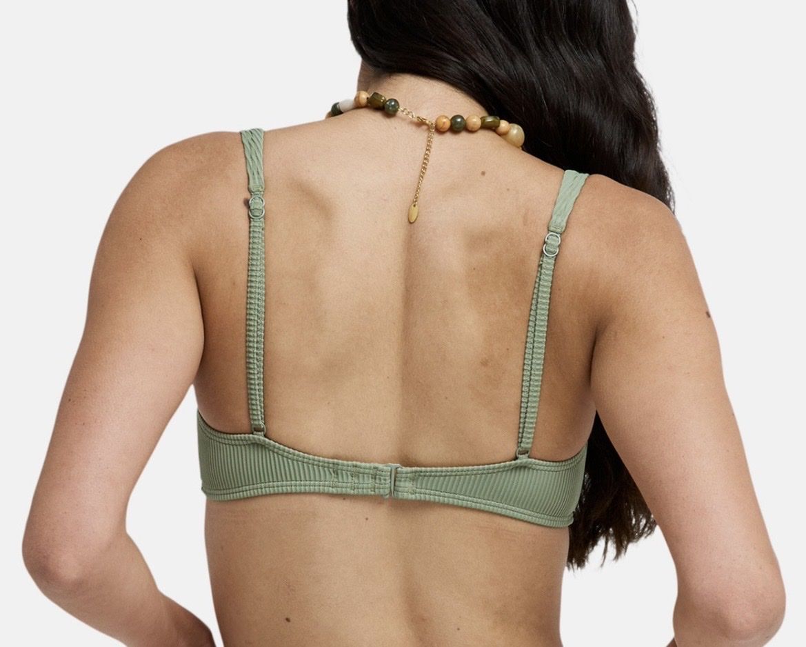 Roxy Badekleider & Bikinis: Bikini Oberteil Roxy oliv Grösse S – Gebraucht aus Frauenfeld von heyLani 1
