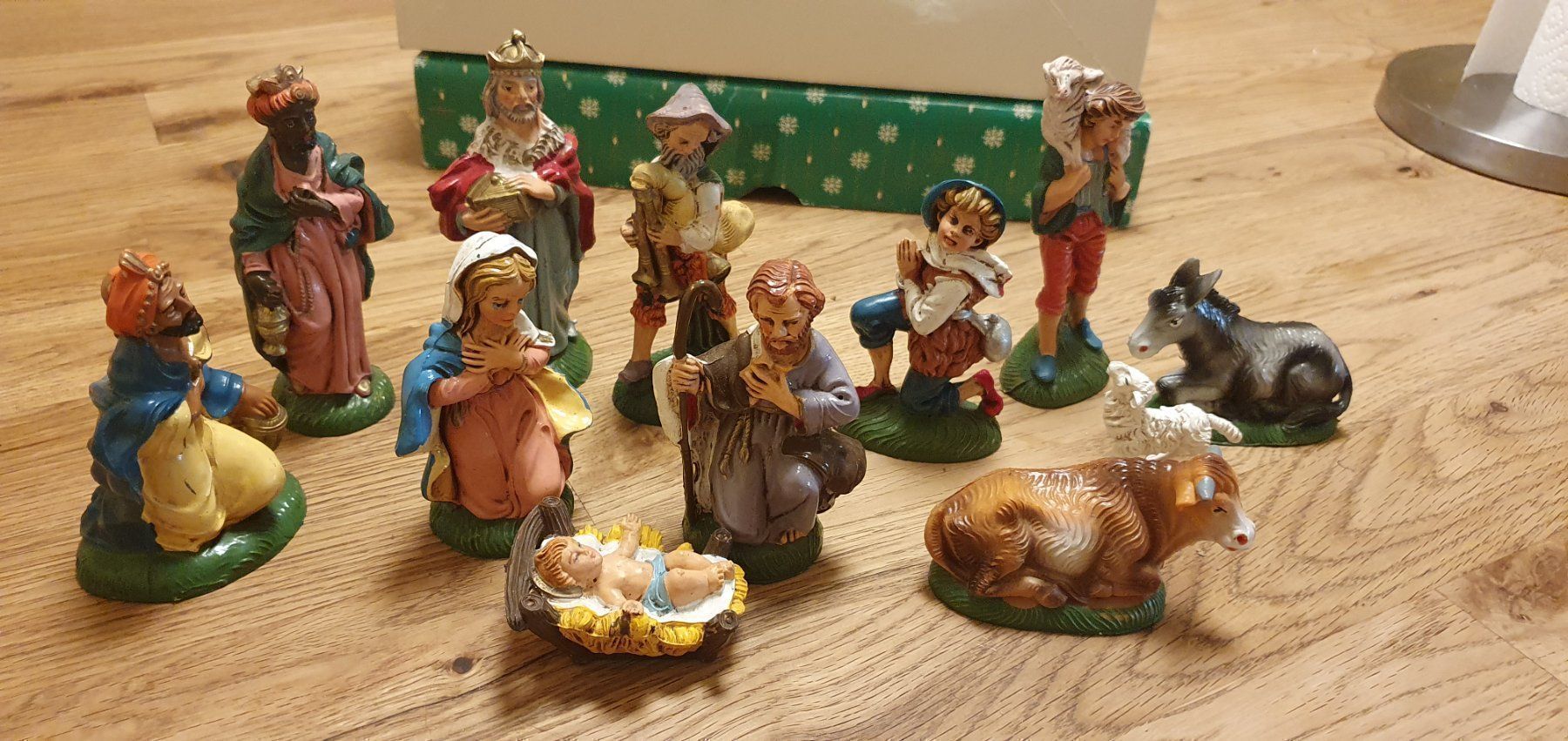 Figuren: Schöne Krippenfiguren – Gebraucht aus Flawil von Naphtali