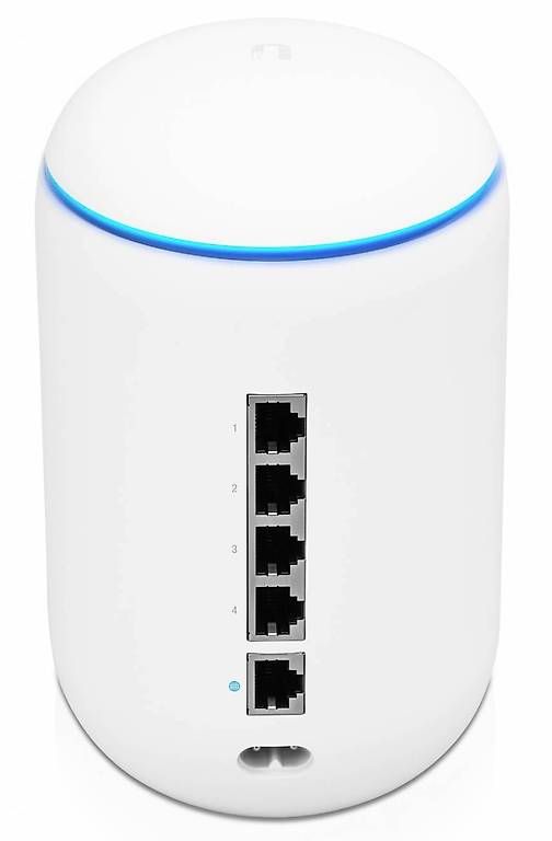 Modems & Routeurs: UNIFI DREAM MACHINE UBIQUITI - UDM – D'occasion à Châbles FR par Stschm