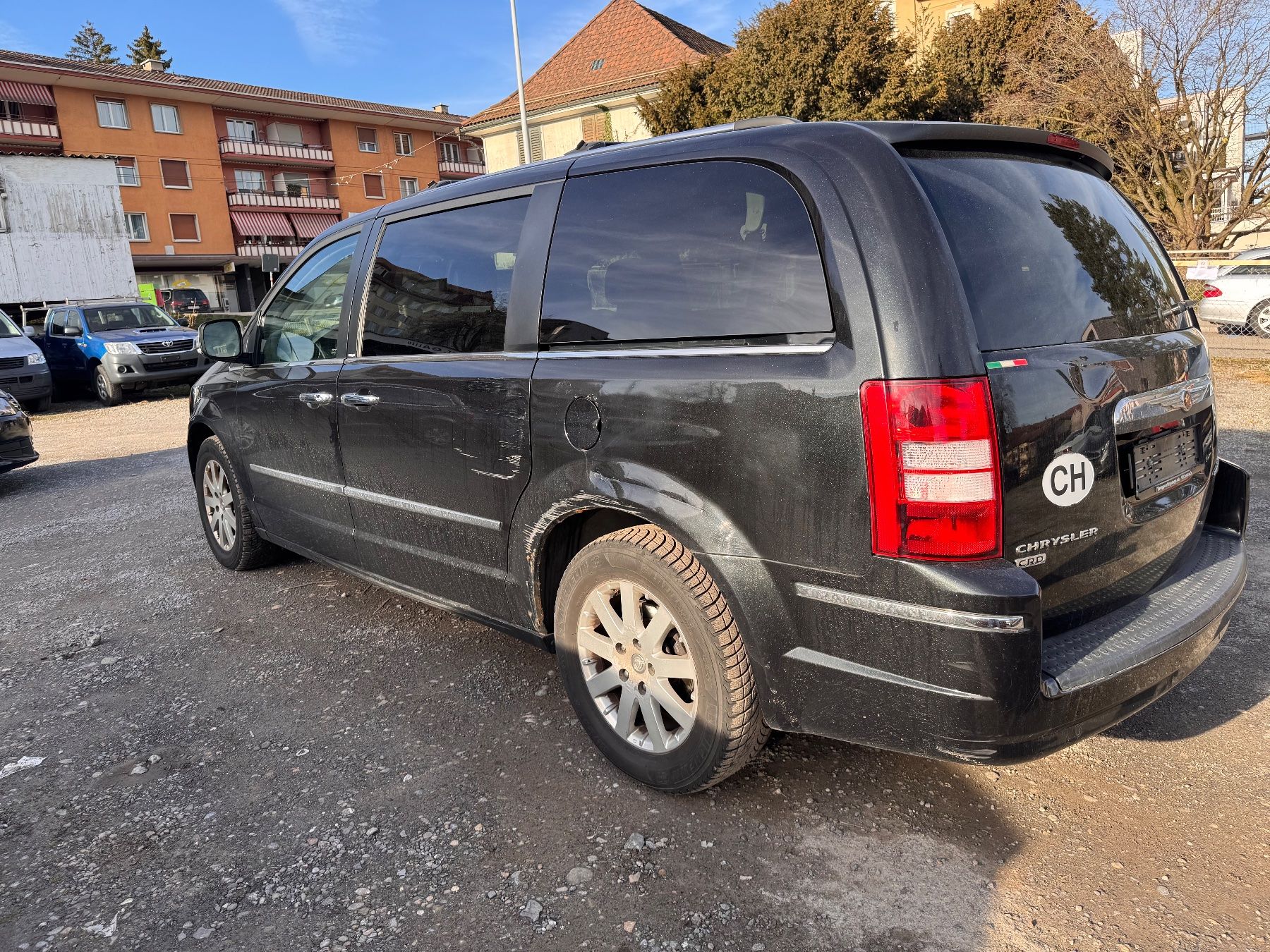 Chrysler Autos: CHRYSLER GdVoyager 2.8D – D'occasion à St. Gallen par AutoSG 2