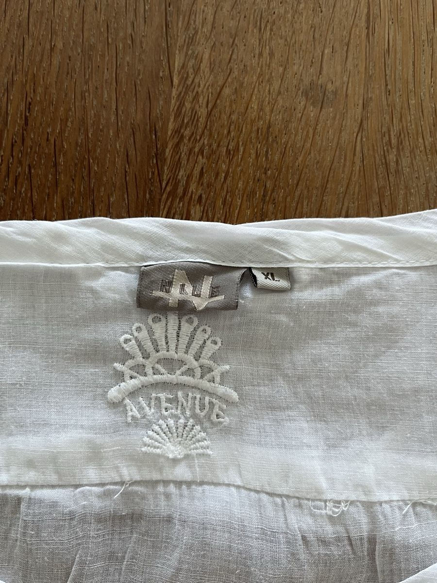 Nile Tuniche: Nile Tunika weiss Gr. XL – Usato da Herrenschwanden venduto da Kamel1 5