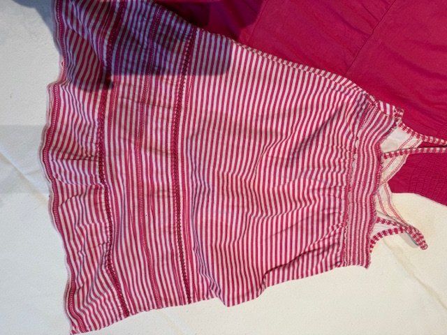 Lotti & Set di vestiti: 2er Set Sommerkleidli Gr. 134 – Usato da Lenggenwil venduto da Reto888 1