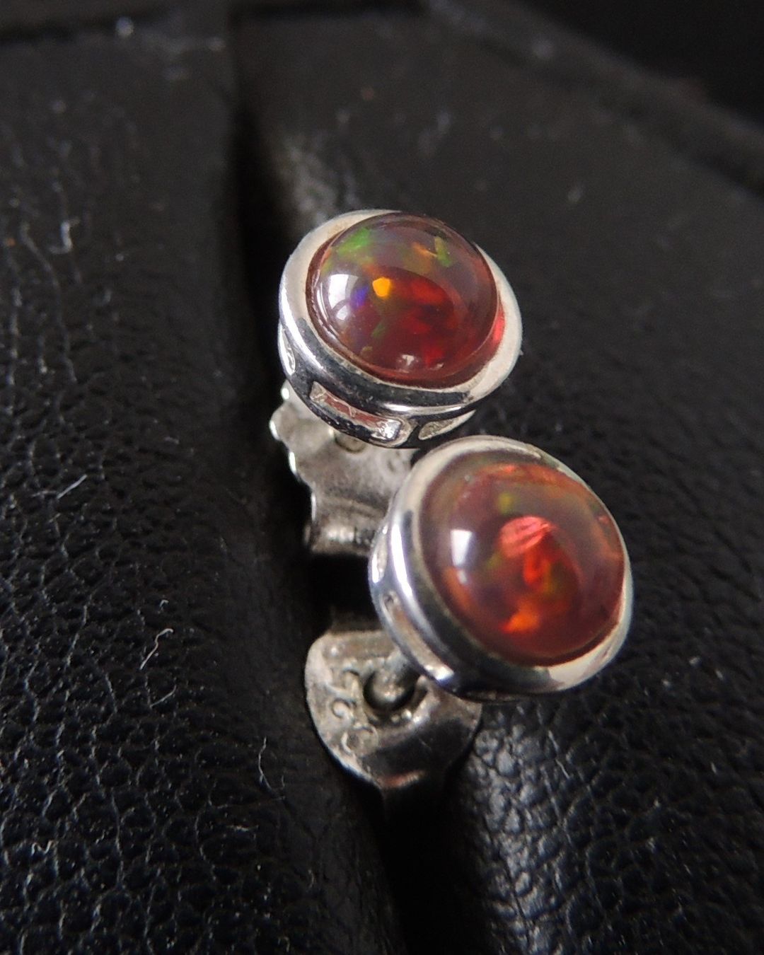 Orecchini pendenti & Orecchini a lobo: Black Opal Imitat 5 mm Ohrstecker Silber 925 – Nuovo e nell'imballaggio originale da Waldenburg venduto da schaller707 2