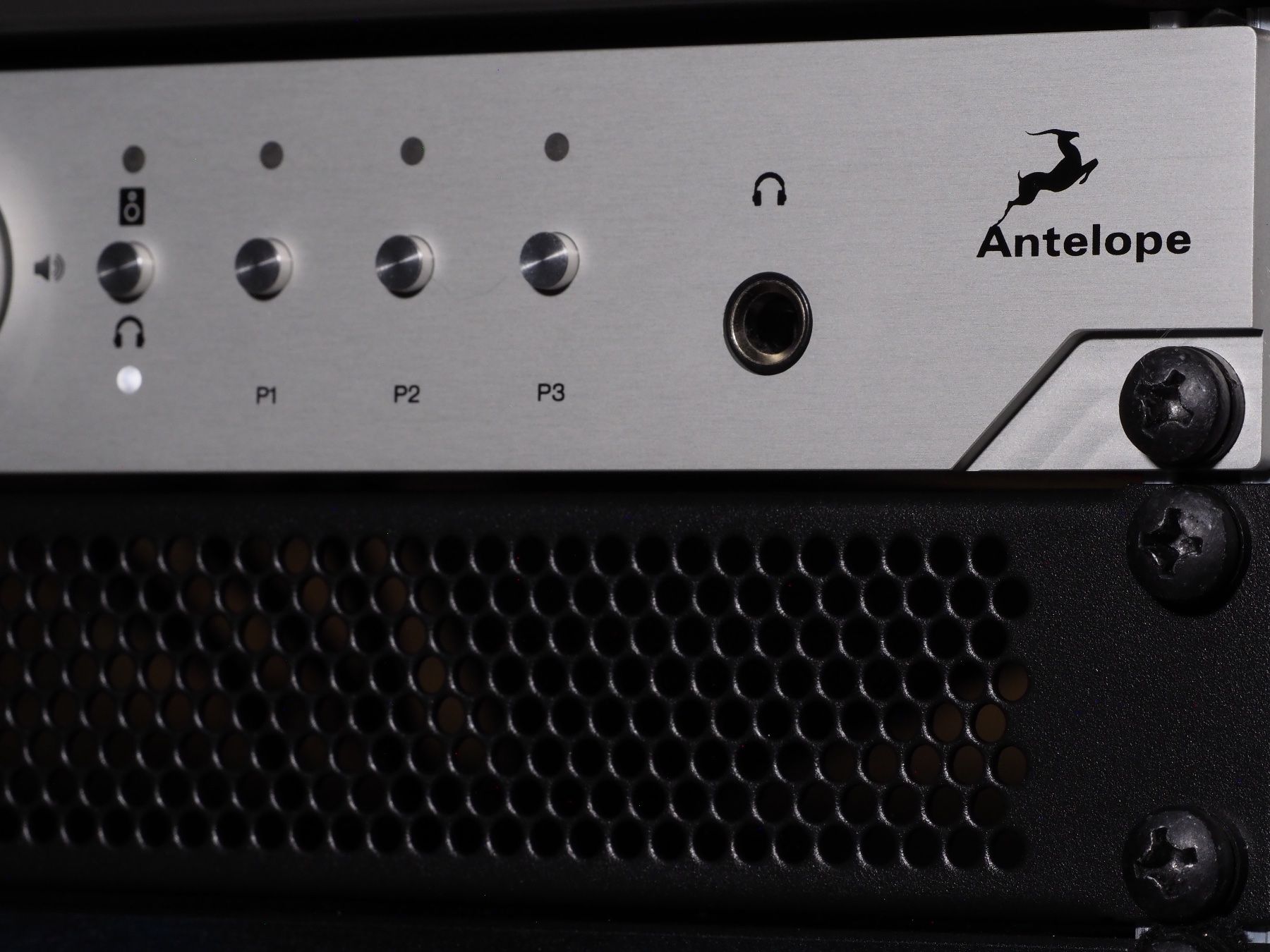 Equipement studio: Mastering Rack – Neuf (Voir description) à Winterberg ZH par Flavio345 2
