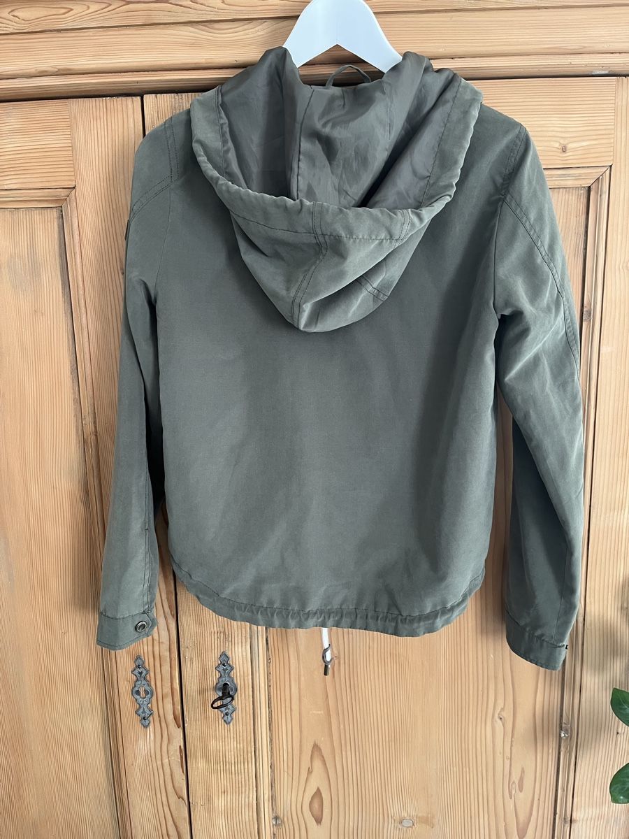 Only Giacche: Leichte Jacke von Only, Grösse S – Usato da Männedorf venduto da Qurop 3