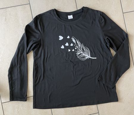 Feder-Herz Langarmshirt Gr. L schwarz mit Print