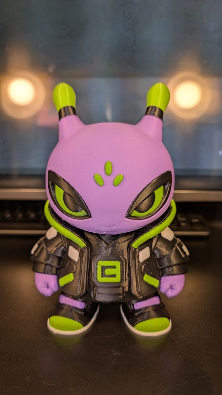 Statuette: Cyber Alien Figure 180mm | Multicolor 3D Printed Collectible – Nuovo (secondo la descrizione) da Roveredo GR venduto da 3D_ZAGA
