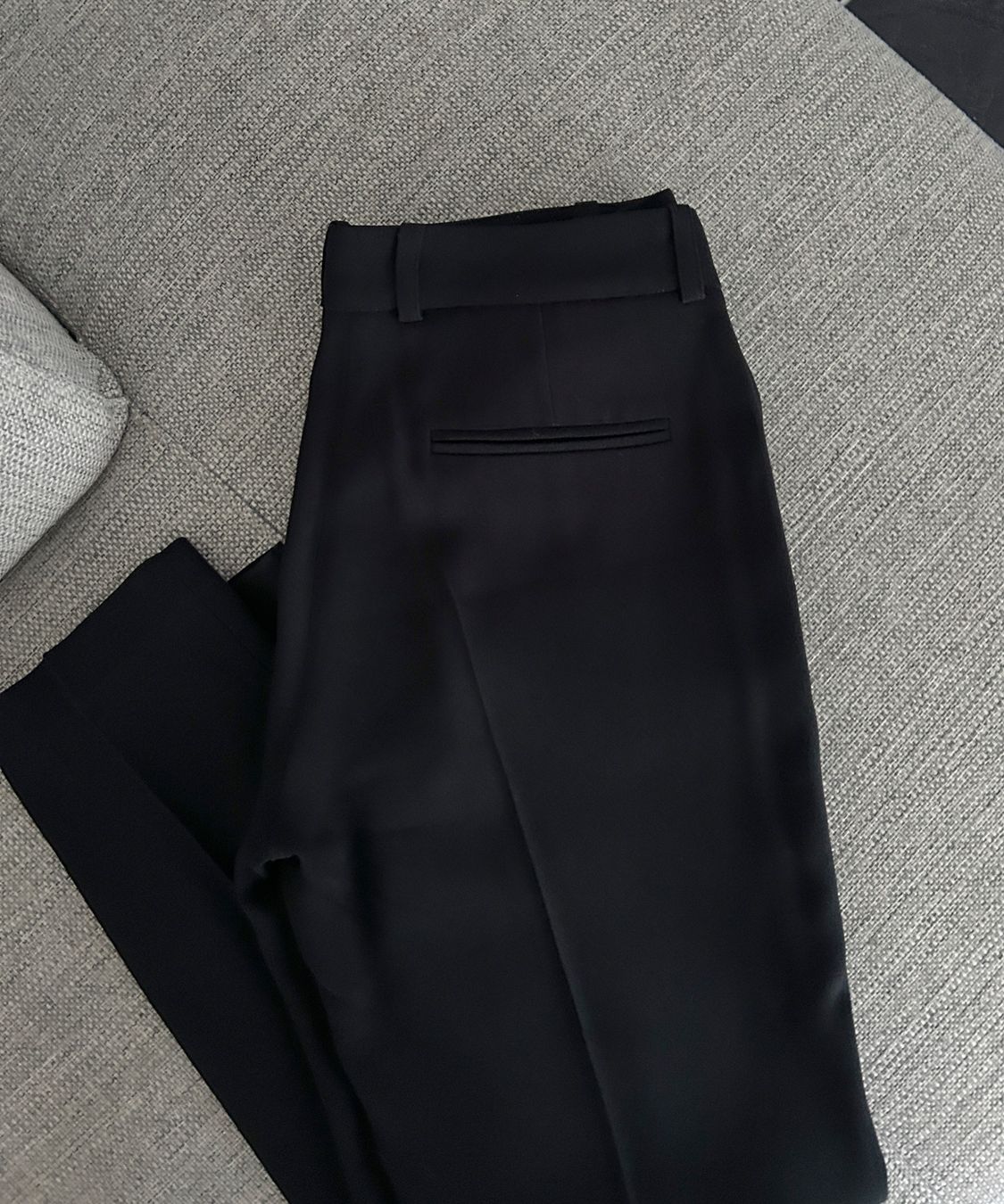 Sezane Pantaloni: Sézane 7/8 Hose - Gr. 38 – Usato da Illnau venduto da Monkky 2