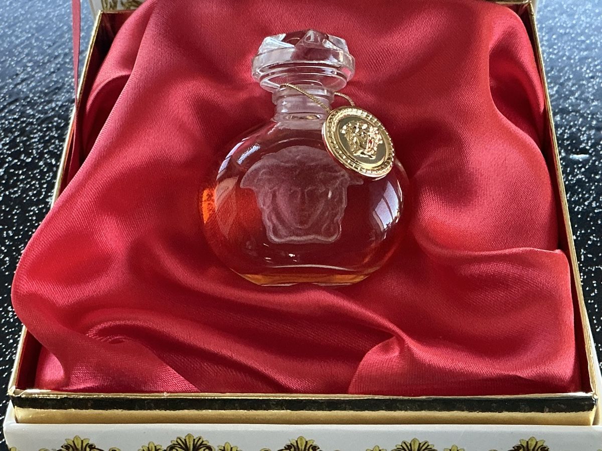 Versace Parfums & Eau de Toilette: Flacon extrait de parfum Versace Blonde – Neuf avec emballage d'origine à Corminboeuf par Dewede 1