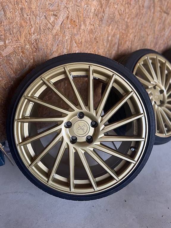 Volkswagen Pneus & Kompletträder: Felgen 5x112 r19 – Gebraucht aus Leuzigen von gab_k8jn 4