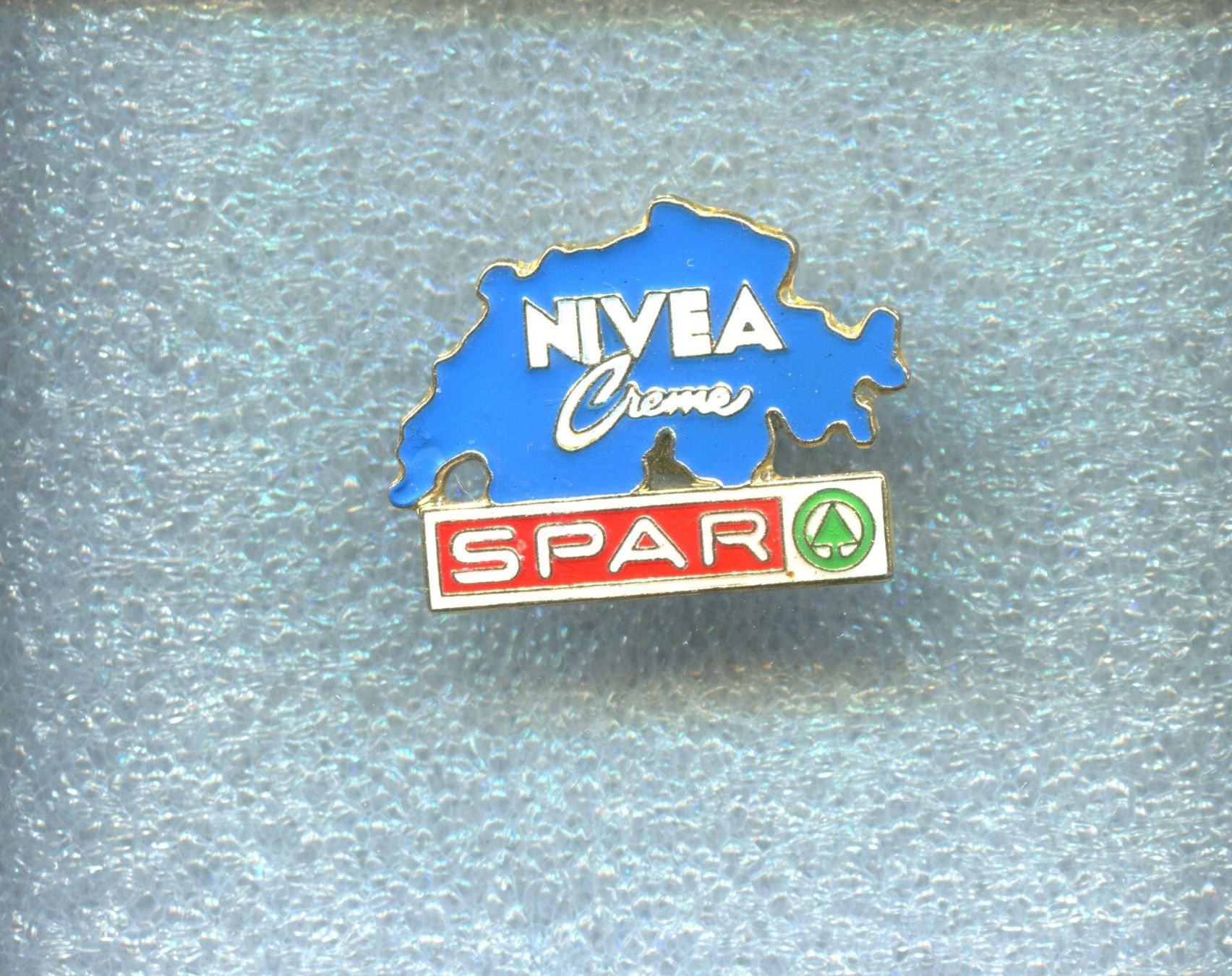 Placchette & Badge: SPAR  NIVEA Creme – Usato da Winterthur venduto da Sammleroase