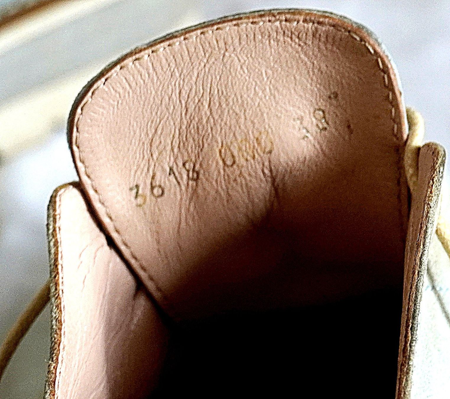 Scarpe da donna: Damenschuhe Wildleder 38 neuwertig – Usato da Baar venduto da 2cvbaar 4