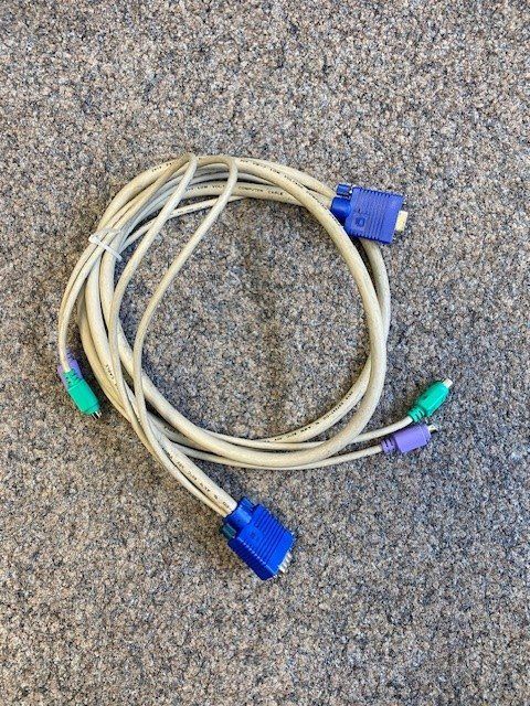 Cavi: KVM SWITCH KABEL – Usato da Wängi venduto da Bmo 1