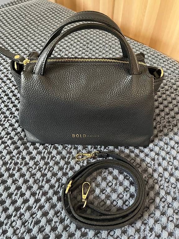Sacs femmes: Handtasche Bold Matters Leder – D'occasion à Winterthur par Verkauf2026 1