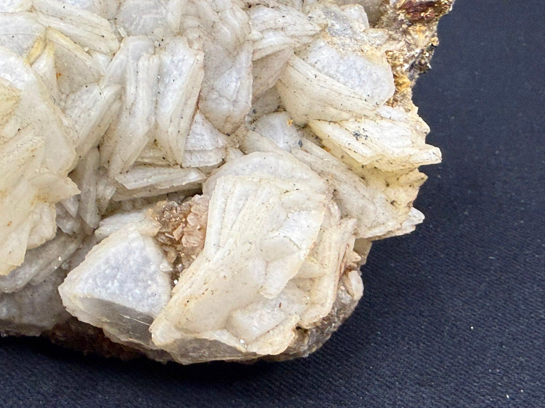 Minerali & Pietre curative: Multigenerationen Calcit – Usato da Schinznach Bad venduto da Demerald 5