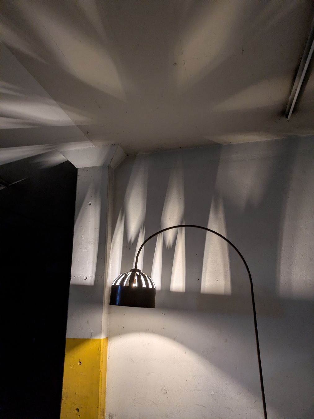 Lampen: Retro Stehlampe, Bogenlampe, Design Lampe, Marke Eigenbau – Gebraucht aus Zumikon von ste_mtc2 1